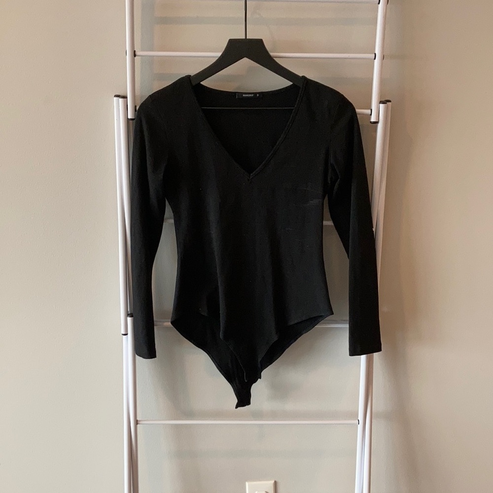 V neck black bodysuit